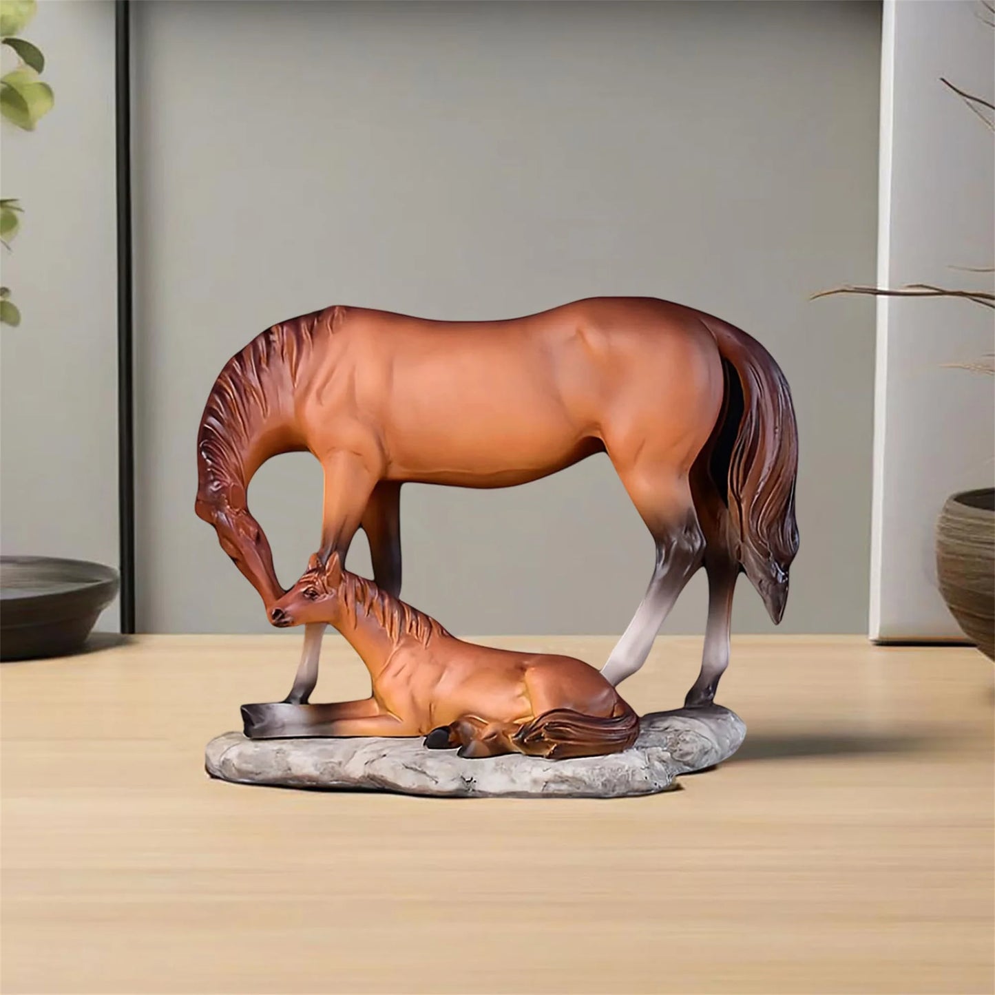 Hign-concerned Resin Deer Figurine Christmas Centerpiece