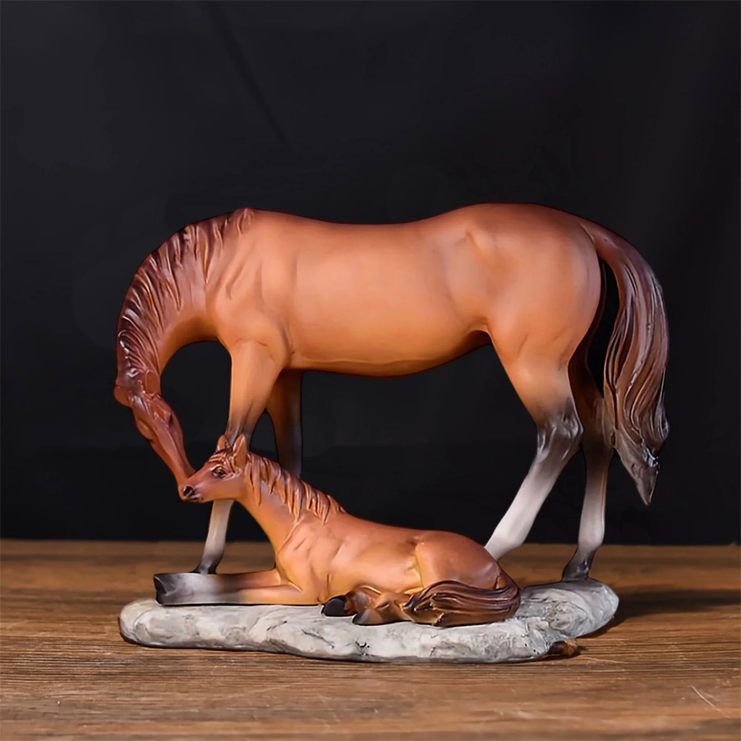 Hign-concerned Resin Deer Figurine Christmas Centerpiece