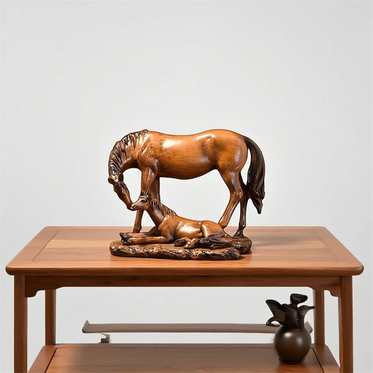 Hign-concerned Resin Deer Figurine Christmas Centerpiece